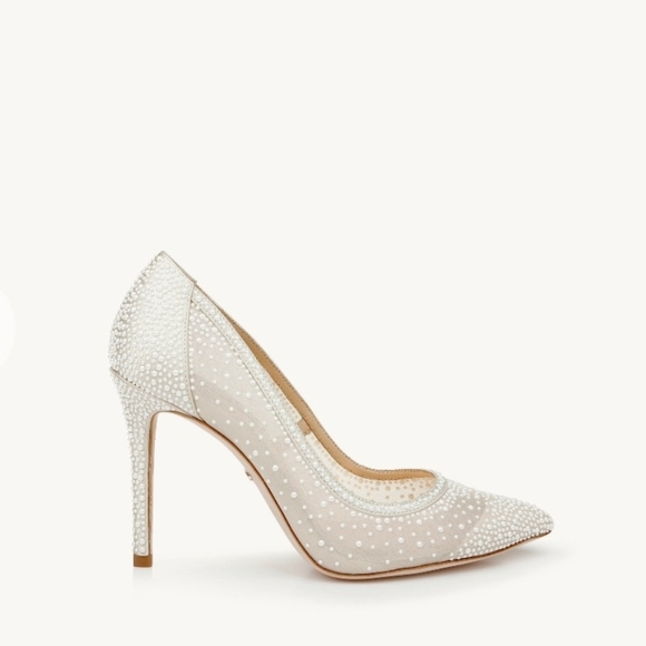 Badgley Mischka Shoes - SALE Weslee III Princess Pump - Size 7.5